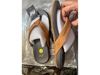AVI slippers